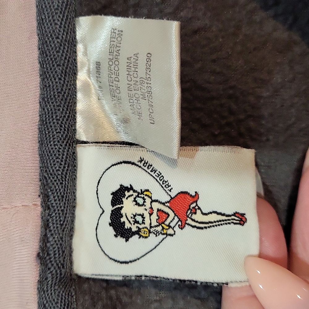 Betty Boop Hoodie - Picture 7 of 11